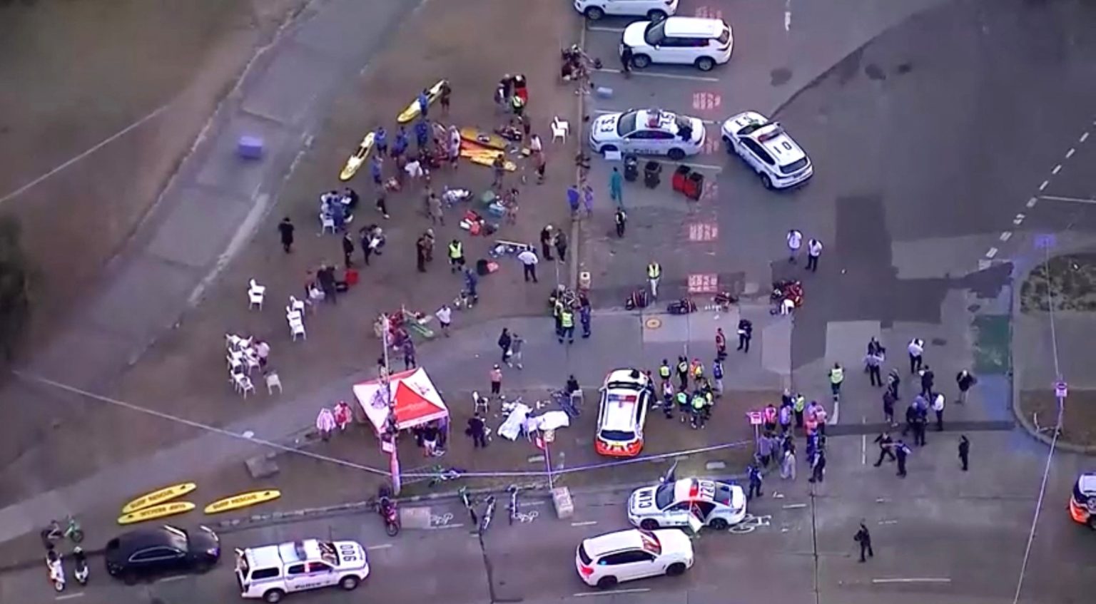 رئيس الوزراء الأسترالي: إطلاق النار في شاطئ بونداي “صادم ومقلق”