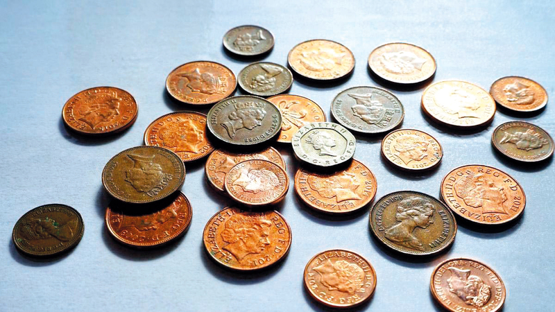 «السنت» بملايين الدولارات.. هواة يحوّلون عملة منسية إلى كنز