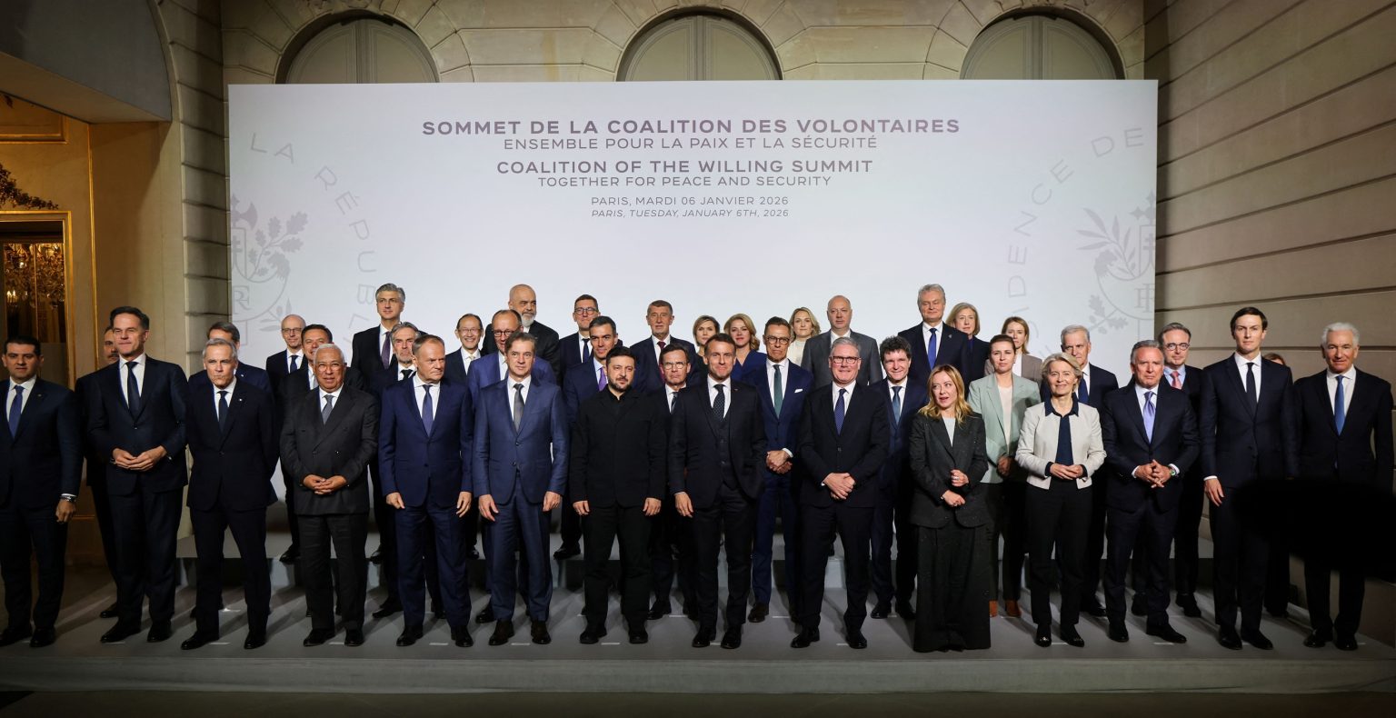 35 دولة توافق على ضمانات أمنية لأوكرانيا.. وزيلينسكي يدعو لتعهدات قانونية