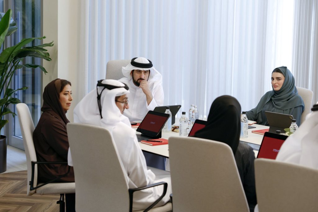 أحمد بن محمد: الإعلام قوة استراتيجية تصوغ الوعي وتدعم التنمية وتبني الثقة بين المجتمعات