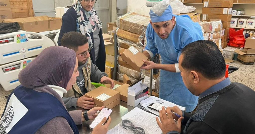 بالصور: برنامج الأمم المتحدة الإنمائي يزود مستشفيات غزة بمعدات طبية حيوية