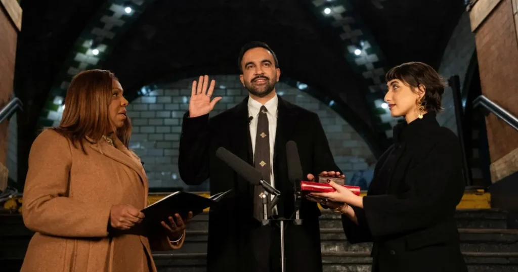 زهران ممداني يؤدي اليمين الدستورية عمدة لمدينة نيويورك في محطة مترو تاريخية