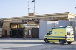 إعادة فتح معبر رفح جزئياً