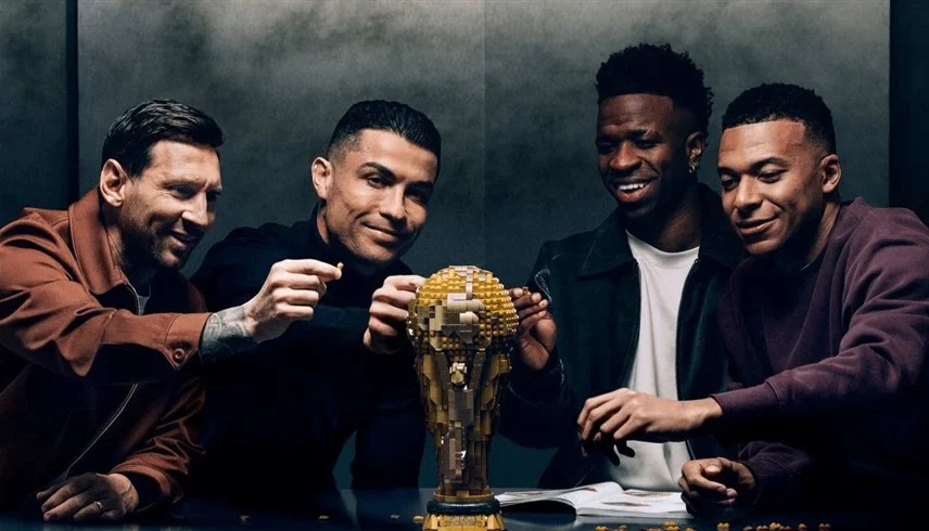 رونالدو وميسي ومبابي وفينيسيوس يجتمعون في إعلان تاريخي (فيديو)