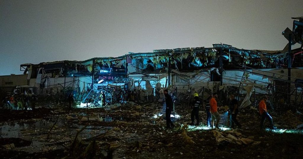 صاروخ إيراني يدمر مصنعاً للمسيرات الأمنية في بيتح تيكفا